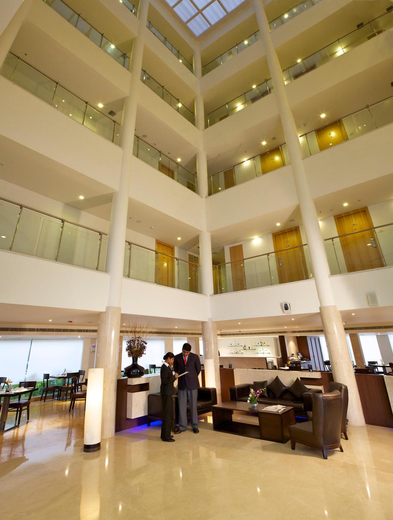 Peerless Hotel Haiderabad Buitenkant foto