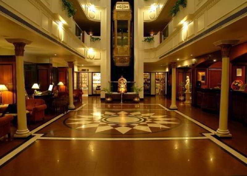 Peerless Hotel Haiderabad Buitenkant foto